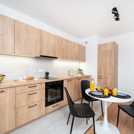 Komfortowe Apartamenty Z Garazem Na Milionowej วูดช์ ภายนอก รูปภาพ
