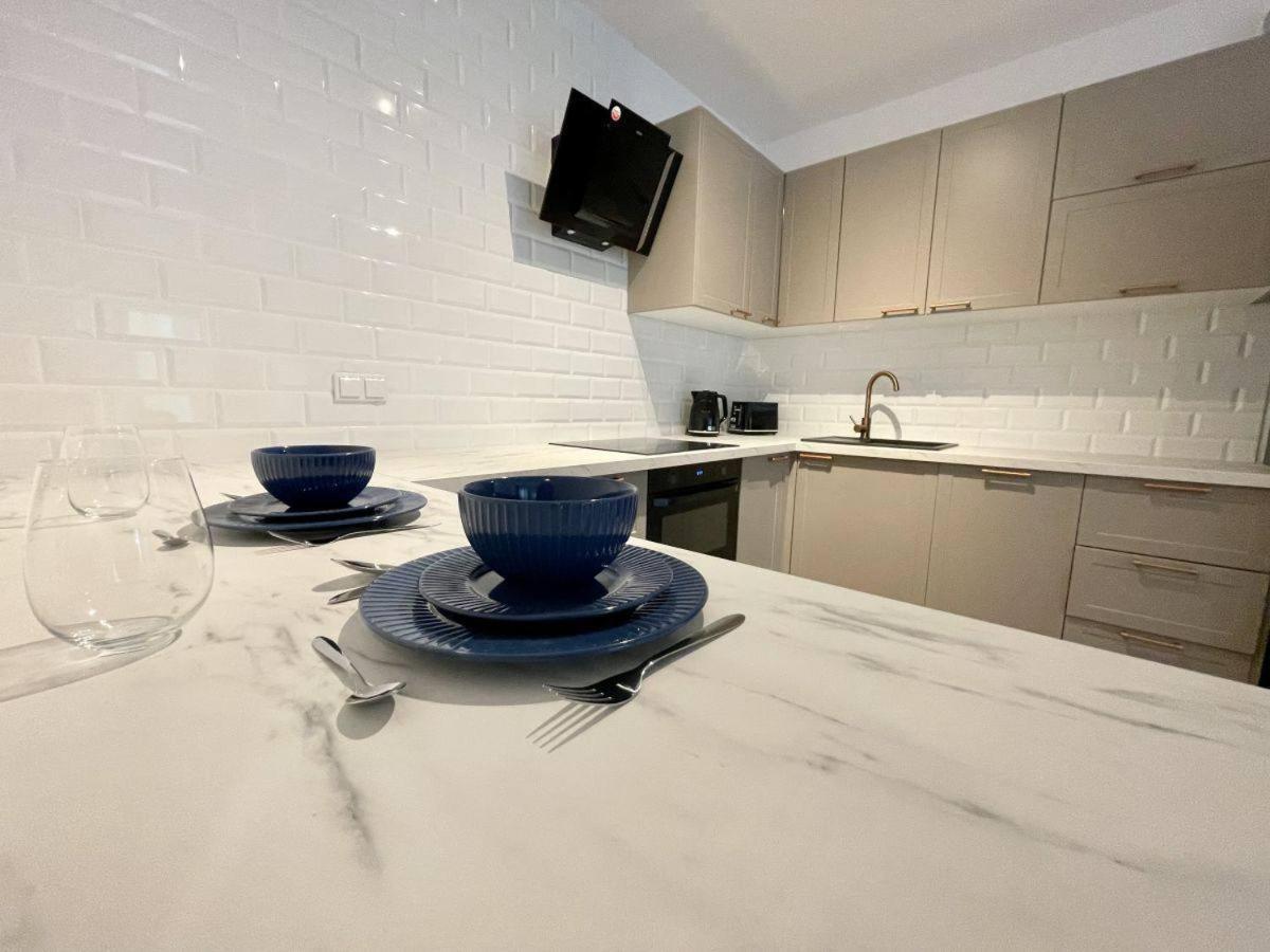 Komfortowe Apartamenty Z Garazem Na Milionowej วูดช์ ภายนอก รูปภาพ