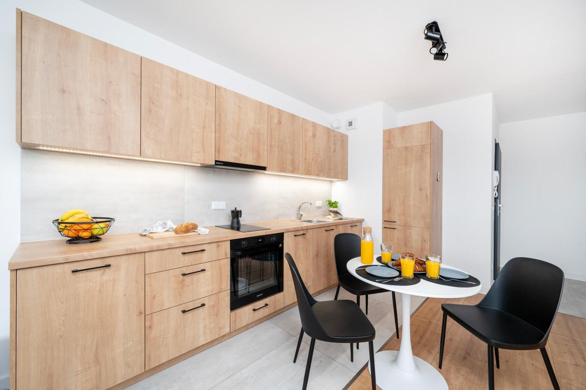 Komfortowe Apartamenty Z Garazem Na Milionowej วูดช์ ภายนอก รูปภาพ